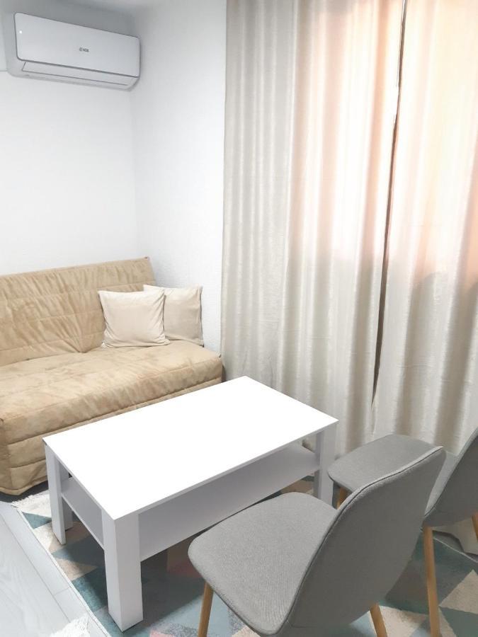 Ferienwohnung Apartman-Stan Na Dan -Stolac Exterior foto