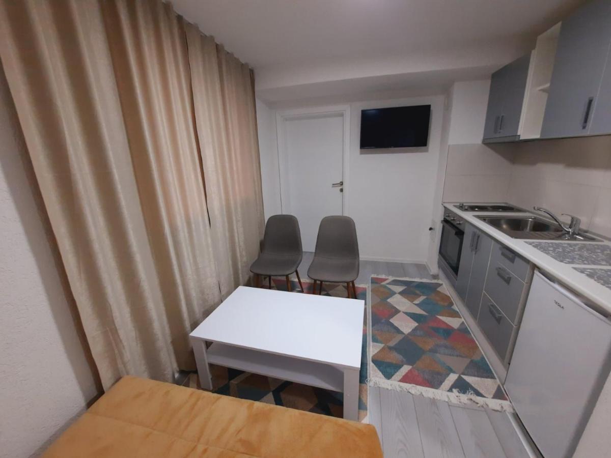 Ferienwohnung Apartman-Stan Na Dan -Stolac Exterior foto